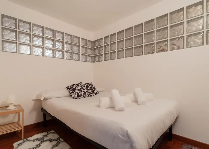 Guesthost - Modern Acquabella شقة *